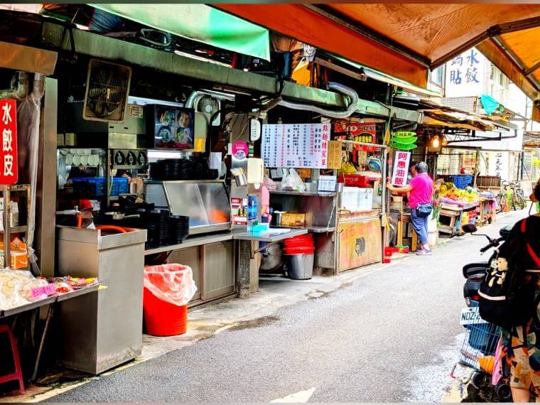 美美台湾　台湾グルメ　東引小吃店